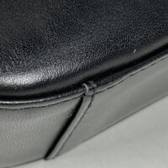 Burberry Check Shoulder Bag Leather Black - Picture 3 of 6